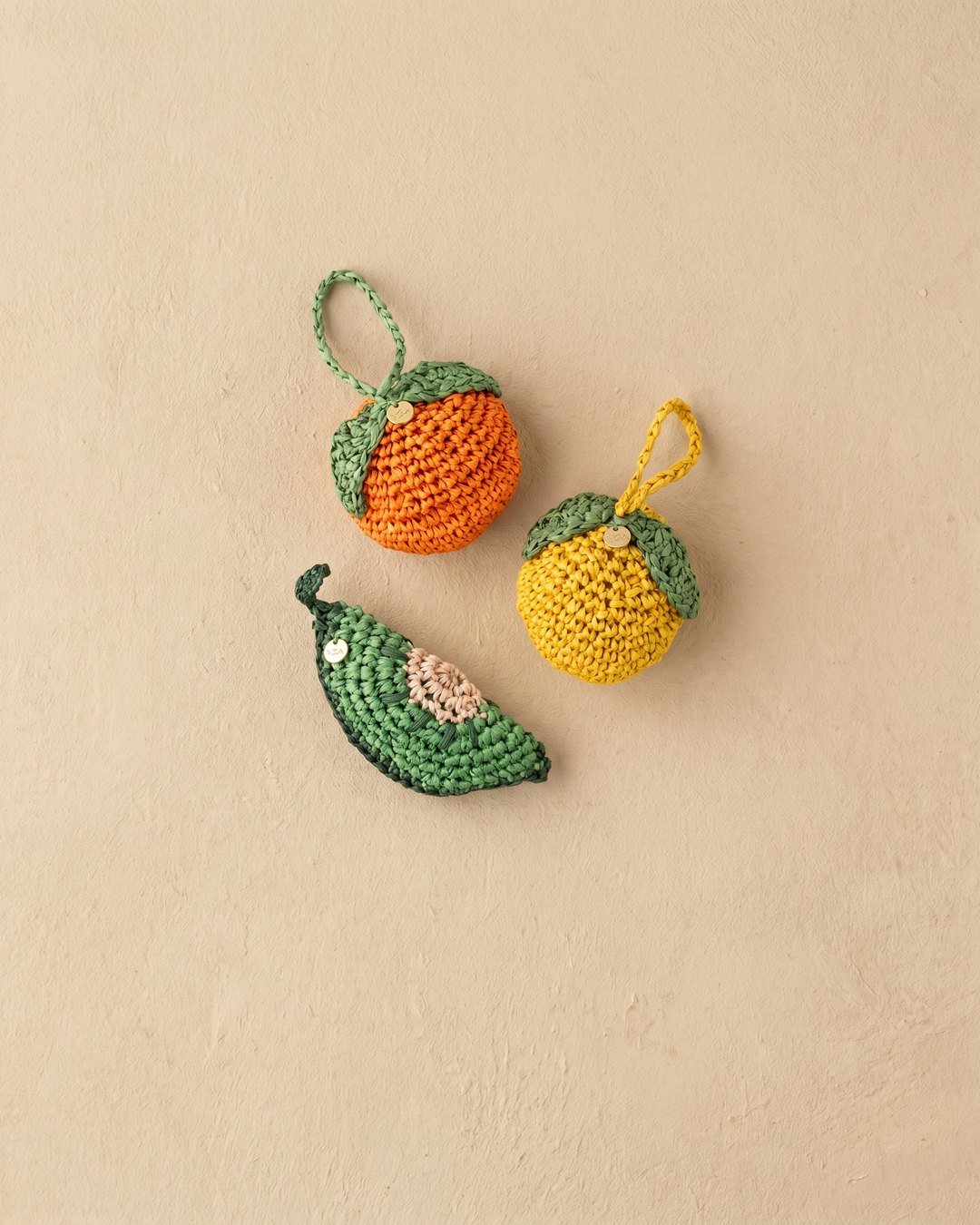 Trio de charms fruits en raphia YZA — orange, citron, kiwi